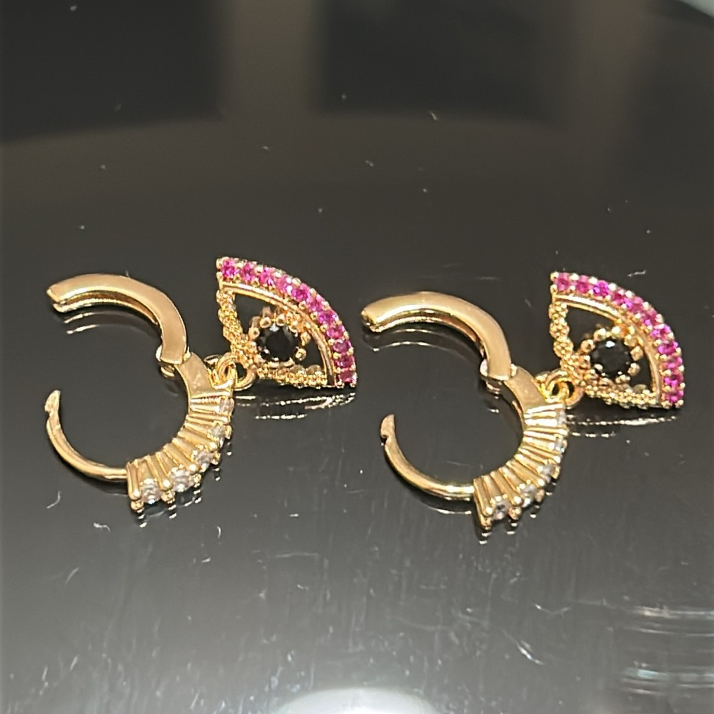 💜Half Off💜 Evil Eye Earrings with pink and black crystals. 
NIP. Dainty.
